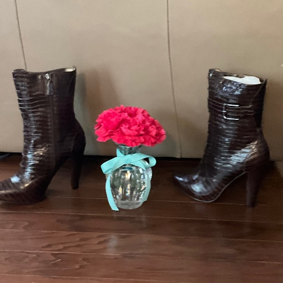 New Talbots Boots 8 1/2 M - Picture 1 of 8